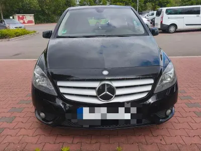 Gebraucht Mercedes B200 136 PS (100 kW) 2014 Schwarz Van / Kleinbus