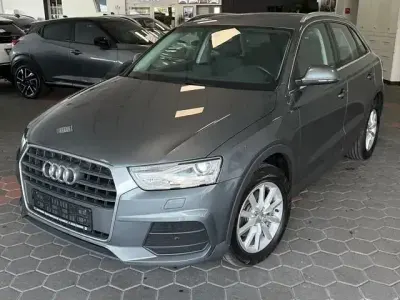 Begagnad Audi Q3 Comfort 150 HK (110 kW) 2017 Grå SUV