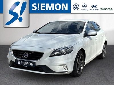 Second-hand Volvo V40 Momentum 190 CP (139 kW) 2016 Alb Break