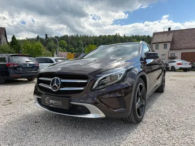 Gebraucht Mercedes GLA250 AMG Edition 1 211 PS (155 kW) 2014 Braun SUV