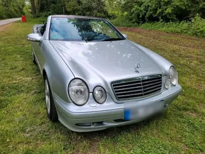 Używany Mercedes CLK230 Avantgarde 197 KM (144 kW) 2003 Srebrny Kabriolet