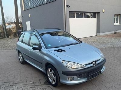 Gebraucht Peugeot 206 90 PS (66 kW) 2003 Silber Kombi