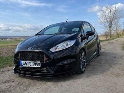 Gebraucht Ford Fiesta Sport 182 PS (133 kW) 2016 Schwarz Kleinwagen