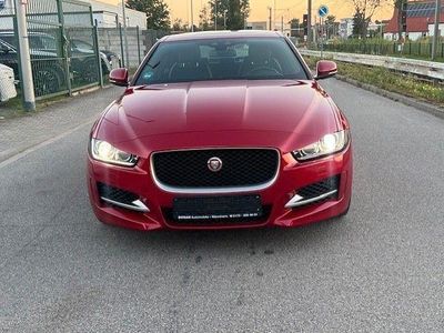 Rot Gebraucht 2017 Jaguar XE R-Sport Limousine | 15.700 € (Fairer Preis)
