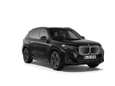 Neu BMW iX1 Performance 230 kW (313 PS) 2026 Schwarz SUV