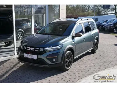 Gebraucht Dacia Jogger Extreme 141 PS (103 kW) 2023 Zedergrün Van / Kleinbus