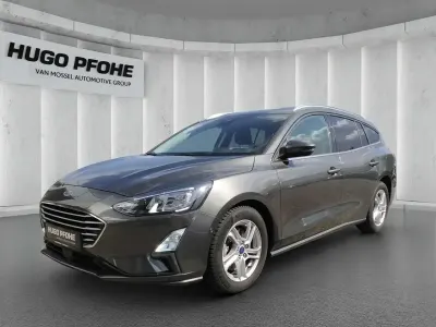 Gebraucht Ford Focus Cool & Connect 125 PS (91 kW) 2022 Grau Limousine