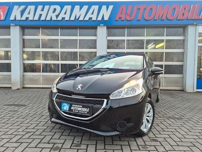 Schwarz Gebraucht 2015 Peugeot 208 Active Kleinwagen | 6.999 € (Etwas zu teuer)