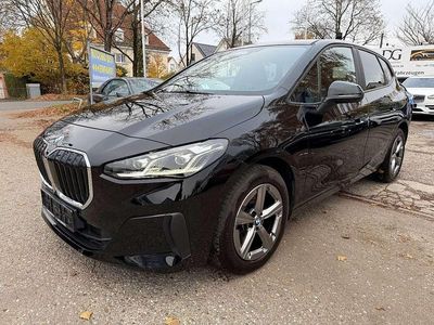 Schwarz ii/bonnet fluid black Gebraucht 2022 BMW 218 Van / Kleinbus | 22.990 € (Fairer Preis)