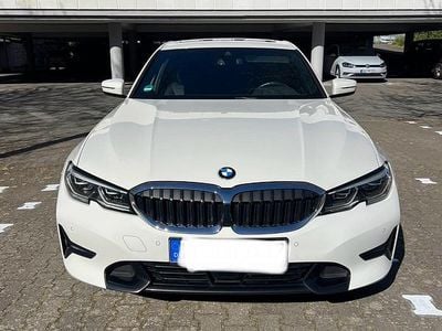 Gebraucht BMW 330 M Sport 265 PS (194 kW) 2020 Weiß Limousine