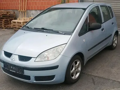 Gebraucht Mitsubishi Colt 70 PS (51 kW) 2005 Grau Kleinwagen