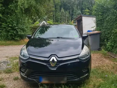 Gebraucht Renault Clio 90 PS (66 kW) 2016 Schwarz Kleinwagen