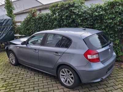 gebraucht BMW 120 i (Unfall)(Sommerreifen und Winterreifen)