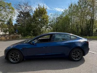 Gebraucht Tesla Model 3 Standard Range 208 kW (283 PS) 2021 Blau Limousine