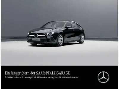 Gebraucht Mercedes A250 160 PS (117 kW) 2021 Nachtschwarz Limousine