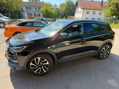 Gebraucht Opel Grandland X Ultimate 131 PS (96 kW) 2018 Schwarz SUV