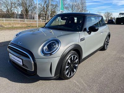 Gebraucht Mini Cooper Classic 136 PS (100 kW) 2022 Grau Kleinwagen