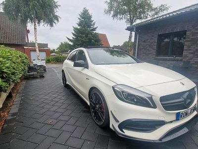 Mercedes A45 AMG