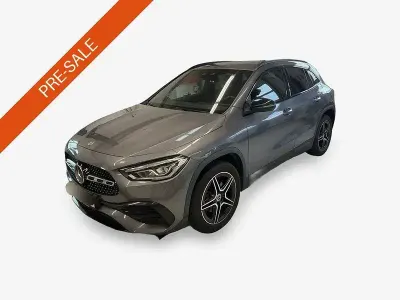 Gebraucht Mercedes GLA250 AMG line 218 PS (160 kW) 2022 Grau SUV