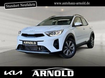 Neu Kia Stonic Vision 101 PS (74 kW) 2025 Weiß (schneeweiß) SUV
