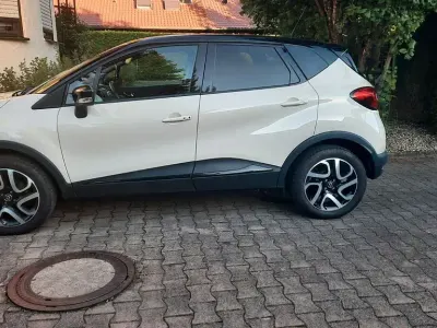 Gebraucht Renault Captur LIMITED 118 PS (86 kW) 2017 Beige SUV
