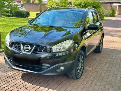 Second-hand Nissan Qashqai Visia 104 CP (76 kW) 2010 Negru SUV