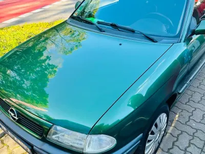 Usata Opel Astra 57 CV (41 kW) 1995 Verde Utilitaria