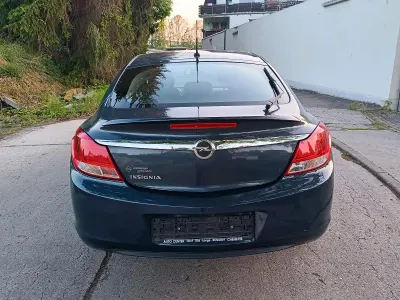 Gebraucht Opel Insignia 140 PS (102 kW) 2009 Blau Limousine
