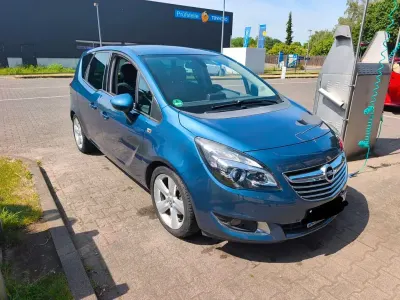 Gebraucht Opel Meriva Edition 120 PS (88 kW) 2014 Blau Van / Kleinbus