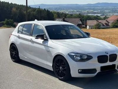 Gebraucht BMW 116 Sport Line 136 PS (100 kW) 2014 Weiß Kleinwagen