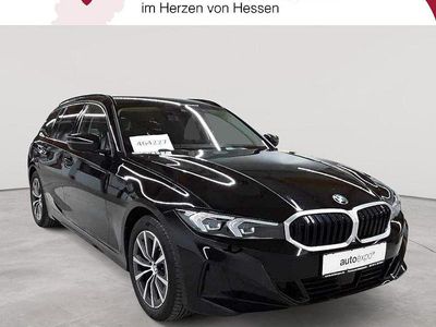 Schwarz Gebraucht 2022 BMW 318 Kombi | 26.289 € (Fairer Preis)