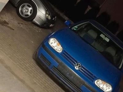 VW Golf IV