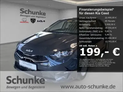 Gebraucht Kia Ceed Vision 140 PS (102 kW) 2025 Grau Kleinwagen