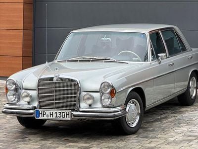 Gebraucht Mercedes 300 200 PS (147 kW) 1971 Silber Limousine
