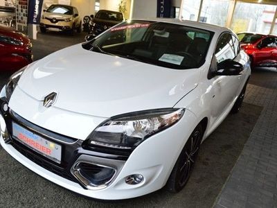 Weiß Gebraucht 2012 Renault Mégane Coupé Bose Edition Coupé | 11.984 €