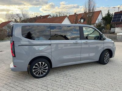 Gebraucht Ford Transit Titanium 170 PS (125 kW) 2025 Grau Van / Kleinbus