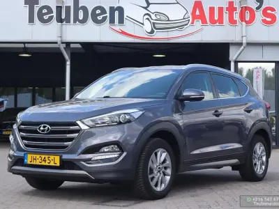 Gebraucht Hyundai Tucson Comfort 132 PS (97 kW) 2016 Grau SUV