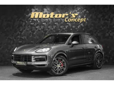 Second-hand Porsche Cayenne S E-Hybrid 519 CP (381 kW) 2024 Gri SUV