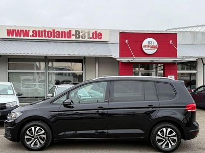 Schwarz Gebraucht 2021 VW Touran Van / Kleinbus | 16.970 € (Etwas zu teuer)