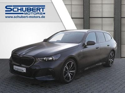 Gebraucht BMW 530e M Sport 299 PS (219 kW) 2024 Grau Kombi