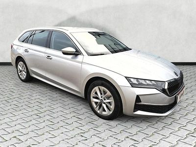 Brillantsilber metallic Neu 2025 Skoda Octavia Selection Kombi | 33.418 € (Guter Preis)
