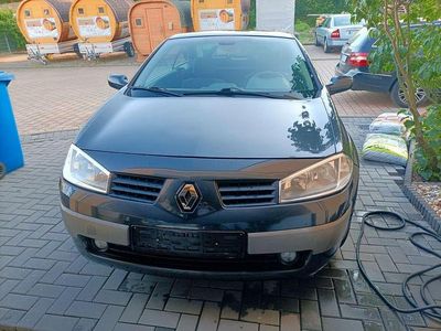 Occasion Renault Mégane Cabriolet Dynamique 113 ch (83 kW) 2005 Gris Cabriolet