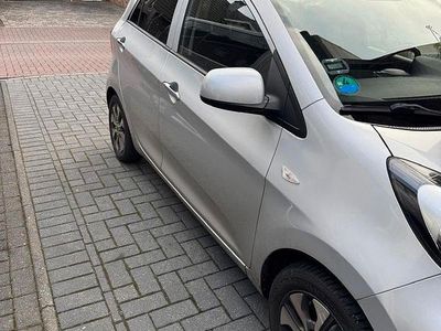 Second-hand Kia Picanto 67 CP (49 kW) 2016 Argintiu Hatchback
