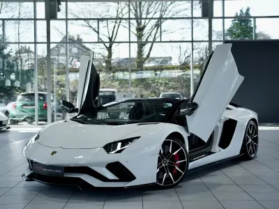 Second-hand Lamborghini Aventador 742 CP (545 kW) 2019 Alb Cabrio