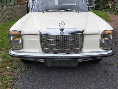Brugt Mercedes W115 105 HK (77 kW) 1968 Hvid Sedan