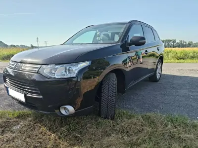 Gebraucht Mitsubishi Outlander Instyle 150 PS (110 kW) 2013 Schwarz SUV