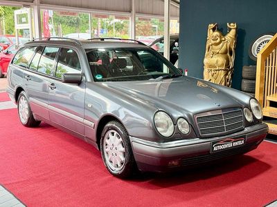 Mercedes E320