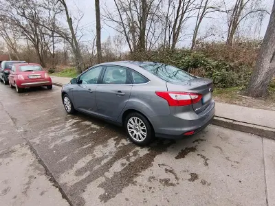 Gebraucht Ford Focus Titanium 150 PS (110 kW) 2011 Braun Limousine
