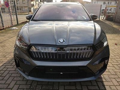 Grau Gebraucht 2022 Skoda Enyaq iV SportLine SUV | 29.900 € (Fairer Preis)