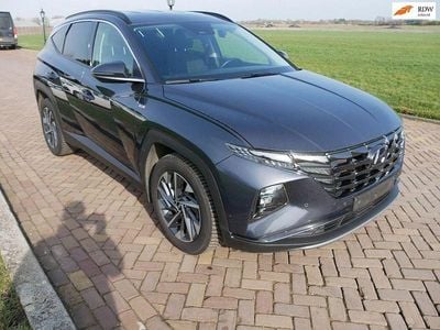 Gebraucht Hyundai Tucson Comfort 136 PS (100 kW) 2023 Grau SUV